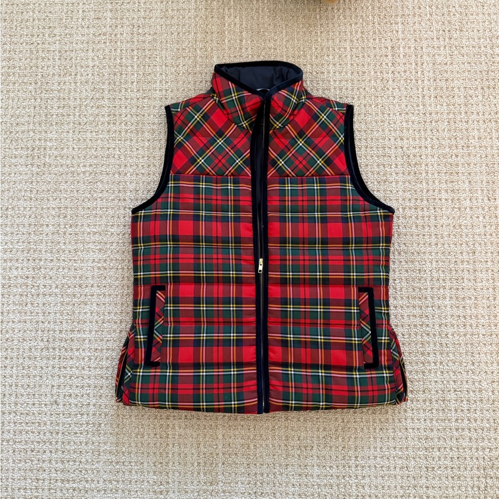 Red Plaid Puffer Vest - Women's Sleeveless Jacket